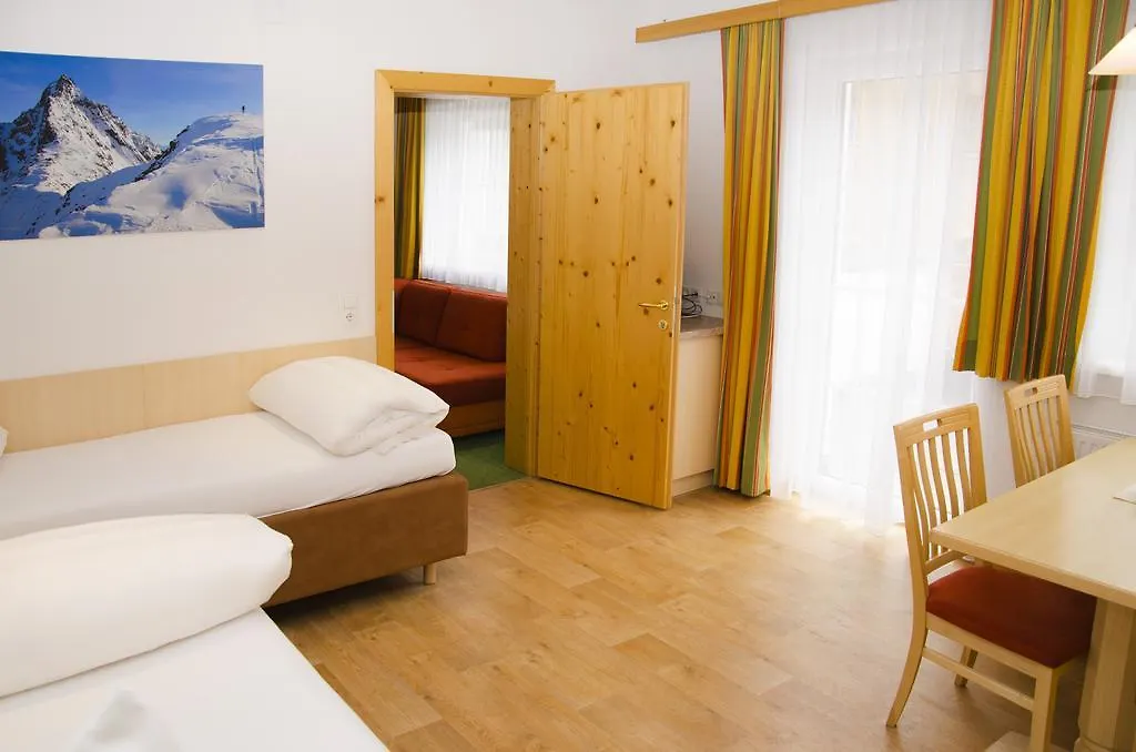 ***  Hotel Garni Alpenblick Ischgl Österrike