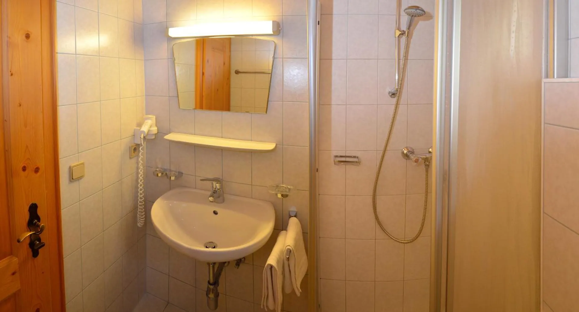 Hotel Garni Alpenblick Ischgl 3*,
