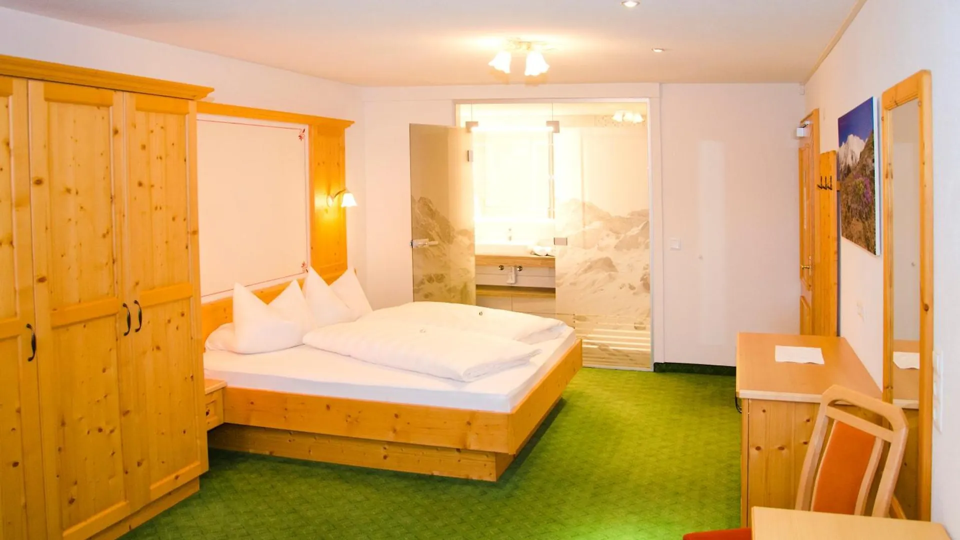 Hotel Garni Alpenblick Ischgl